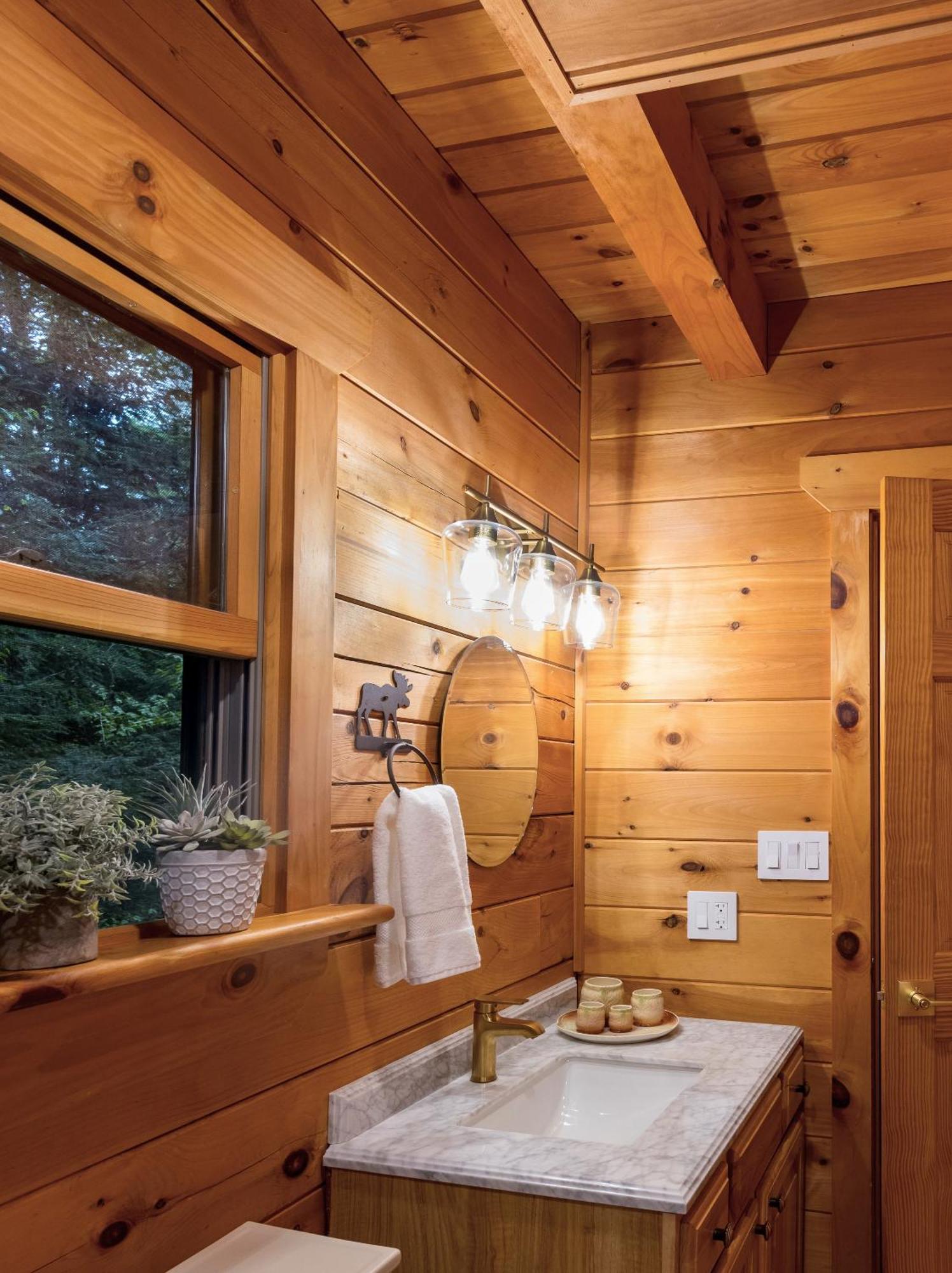 Waterfront Secluded Log *